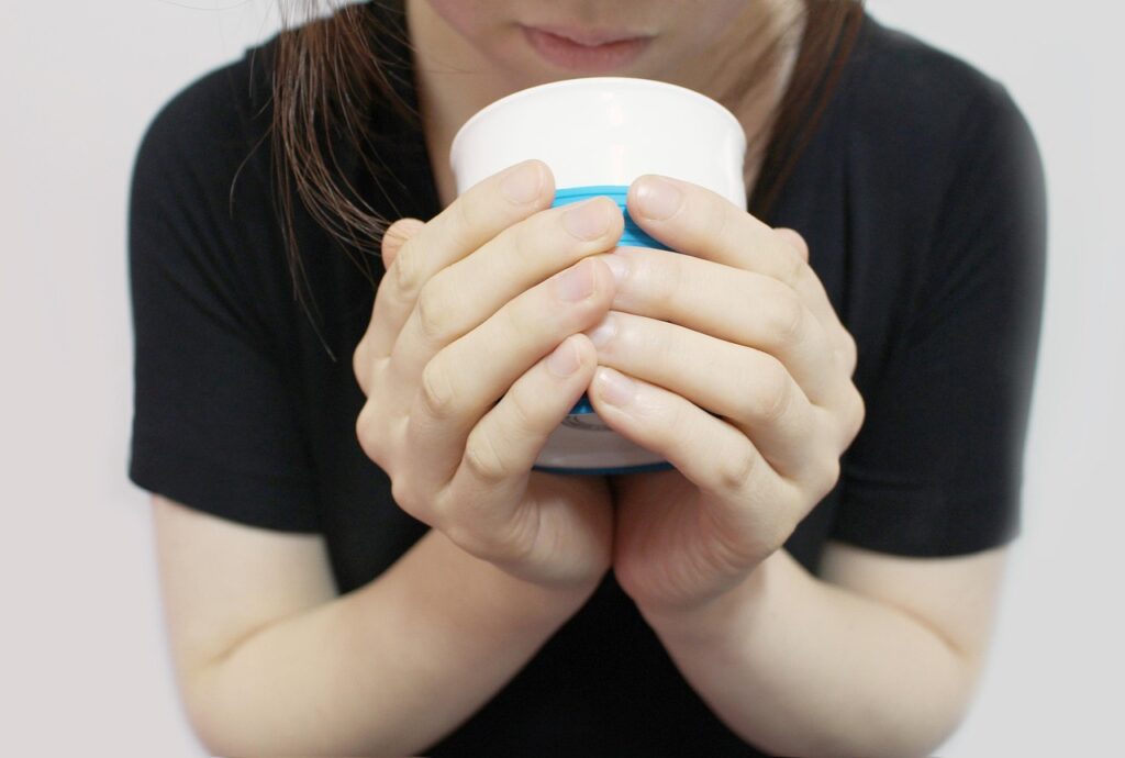 女性がワキガで皮膚科に行くべき理由とは？