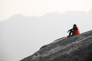 女性がワキガを改善するための食生活の見直しポイントは？