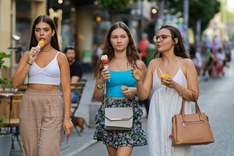 女性のワキガ対策に最適なパッド付きインナーはどれ？